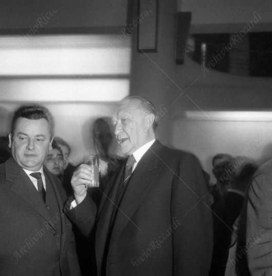 Adenauer - 1960 a Roma ricrevuto da Pella-103