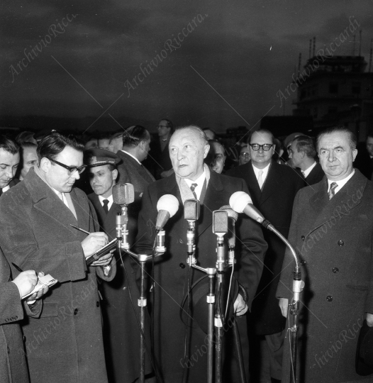 Adenauer - 1960 a Roma ricrevuto da Pella-113