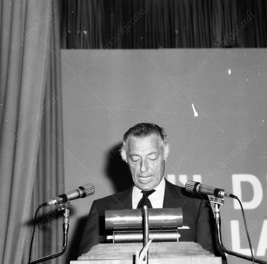 Agnelli Gianni al convegno nazionale dirigenti azienda Ariston anno 1969 - 200