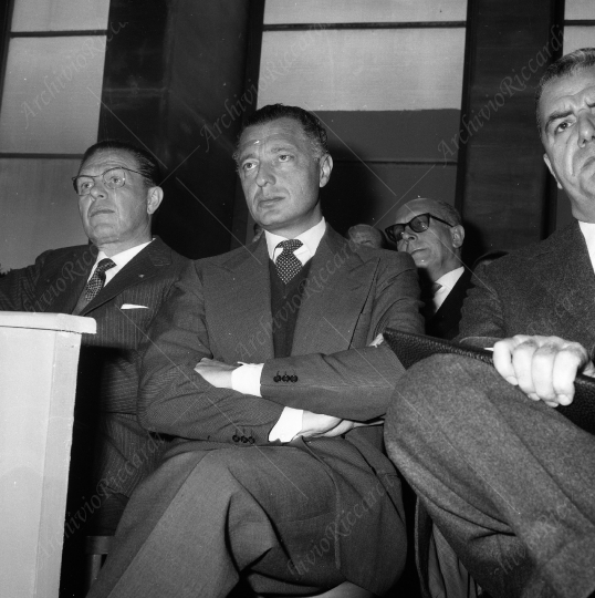 Agnelli Gianni con Valletta assemblea industriali anno 1965 - 170