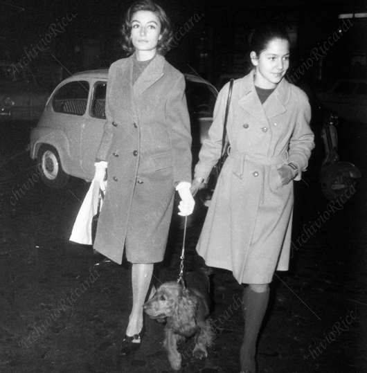 Aimee Anouk - 1965 - con la figlia - 010