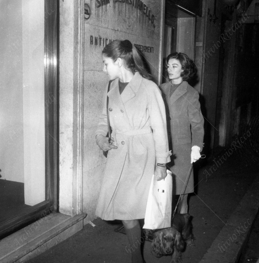 Aimee Anouk - 1965 - con la figlia - 012