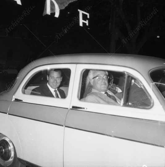 Alberto Sordi -1963- con Vittorio De Sica 012