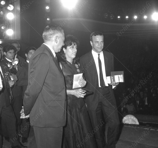 Anna Magnani ai Nastri d Argento con Zeffirelli - 1966 - 064