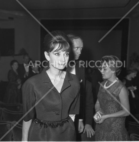 Audrey Hepburn 1959-189