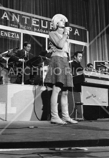 Cantaeuropa - 1967 - Gigliola Cinquetti - 080