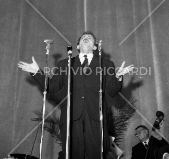 Domenico Modugno - al Brigandoon - Jukebox d Oro - 1961 - 026