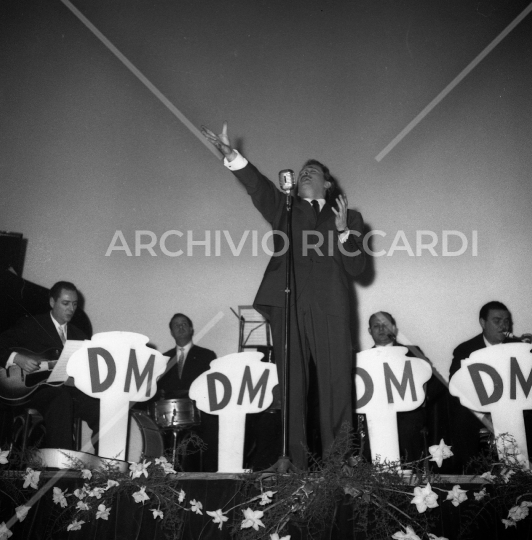 Domenico Modugno - Teatro Adriano - 1959 - 013