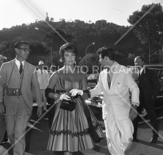 Elizabeth Taylor - 1960  - con Eddie Fisher allo Stadio Olimpico - 035