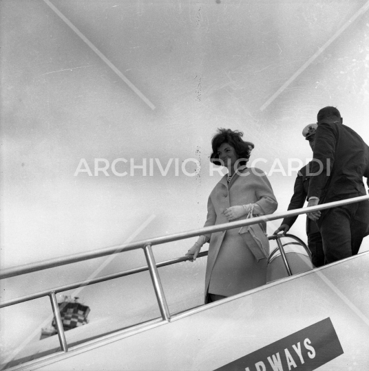 Jacqueline Kennedy - 1961 - Aeroporto Fiumicino - 02