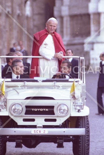Karol Wojtyła - Papa - 1983-421
