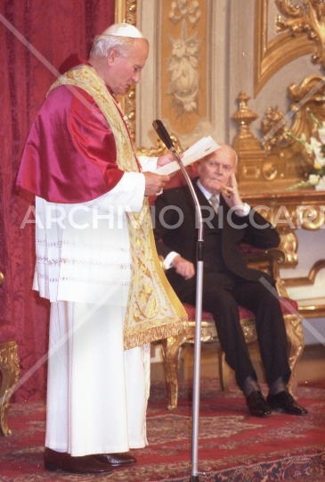 Karol Wojtyła - Papa - 1984-663