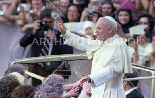 Karol Wojtyła - Papa - uscita in piazza 1979-006