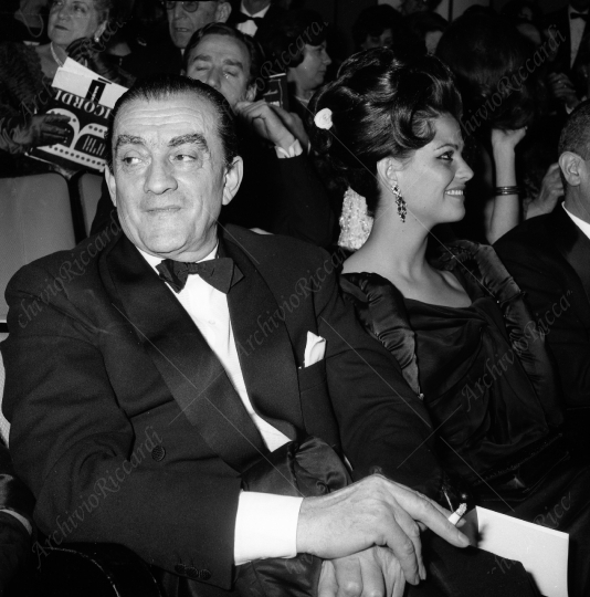 Luchino Visconti - 1963 - con Claudia Cardinale a Nastri d Argento - 021