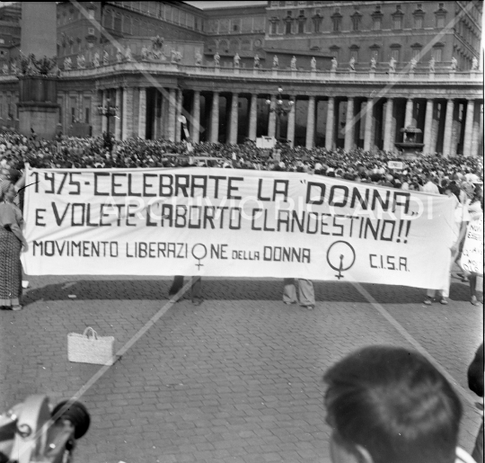 Manifestazione Aborto Radicali - 1975 - AR7439 - 375
