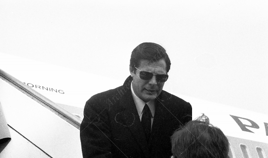 Marcello Mastroianni - 1961 - Aeroporto - 065
