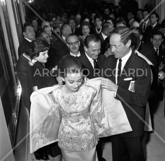 Mel Ferrer e Audrey Hepburn 1959-288