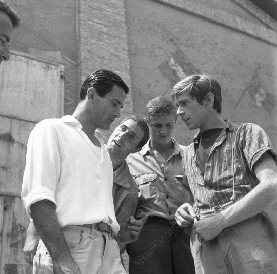 pasolini in pausa film il gobbo di roma 1960-045
