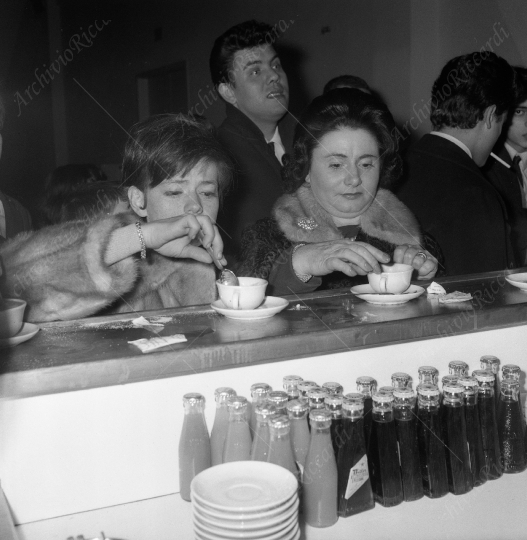 Pavone Rita con i Fuggiaschi al primo concorso nazionale al Palazzetto dello Sport anno 1965 -075
