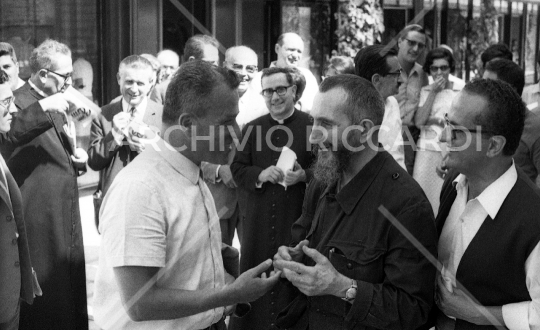 Pietro Ingrao -  con Abbè Pierre Assisi 1967 2
