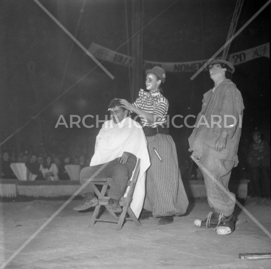 Raffaella Carrà - 1964 - vestita da Clown- 118