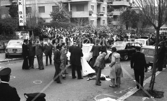 Rapimento Aldo Moro - 16 marzo 1978  - Via Fani - 002