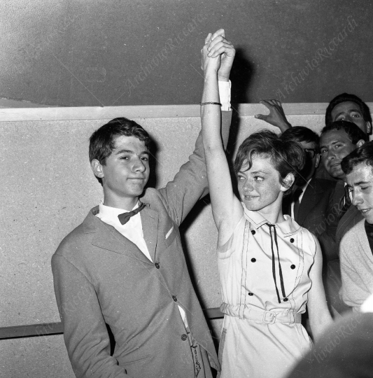 Rita Pavone e Rosolino vincitori al Cantagiro 1965 -  030