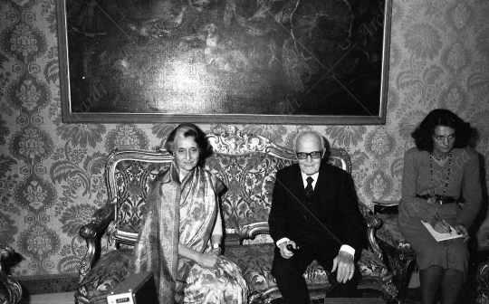 Sandro Pertini - 1981 - con Indira Gandhi - 080