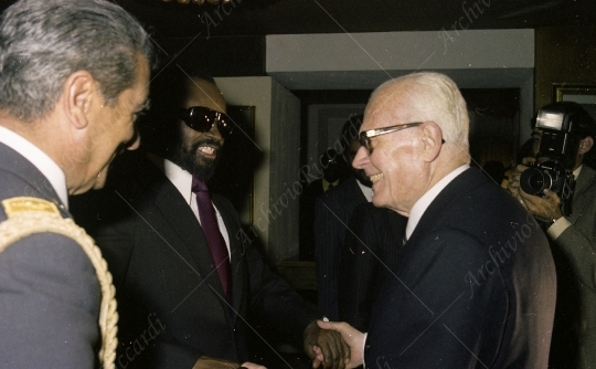 Sandro Pertini - 1981 - con Presidente Rep Mozambico - 037