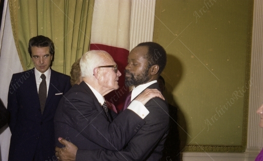 Sandro Pertini - 1981 - con Presidente Rep Mozambico - 048