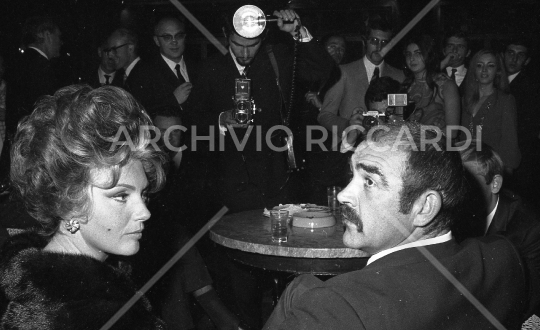 Sean Connery con Sylva Koscina 1978 - 009