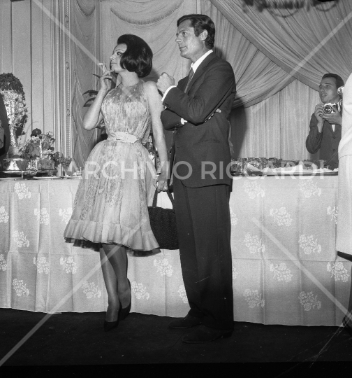 Sophia Loren - 1964 - cocktail fine riprese Matrimonio all italiana - con Marcello Mastroianni - 298