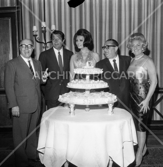 Sophia Loren - 1964 - cocktail fine riprese Matrimonio all italiana - con Marcello Mastroianni - 305