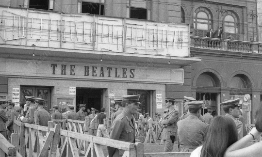 The Beatles - 1964 - 03 - Teatro Adriano prima del concerto