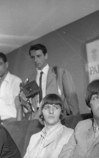 The Beatles - 1964 - 45 - Conferenza Stampa - Ringo Starr