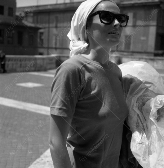 Ursula Andress - 1965 - 014