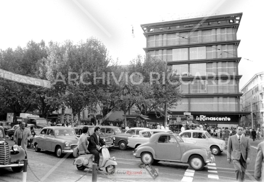 1960 - Apre La Rinascente a Piazza Fiume DSC3969