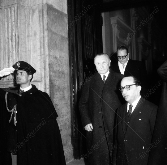 Adenauer - 1960 a Roma ricrevuto da Pella-108