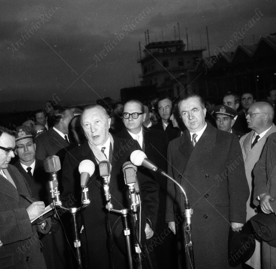Adenauer - 1960 a Roma ricrevuto da Pella-112