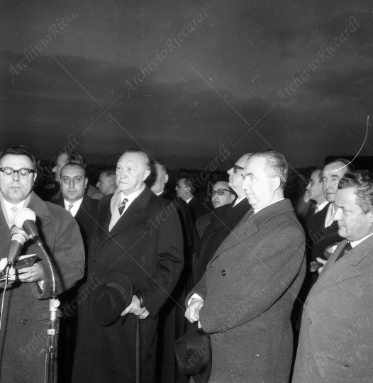 Adenauer - 1960 a Roma ricrevuto da Pella-116