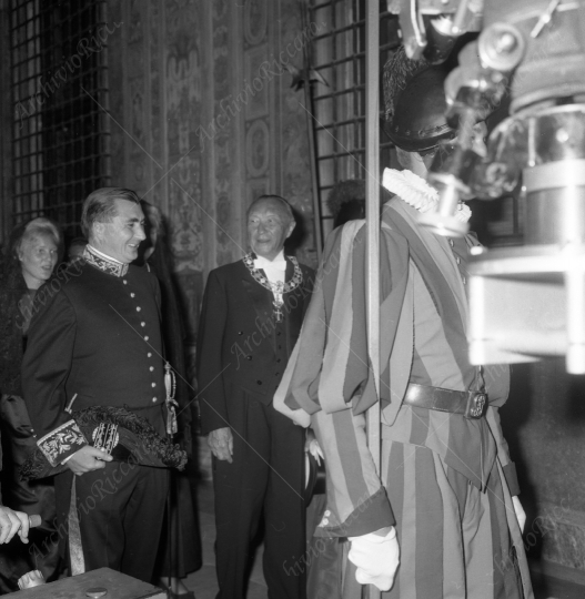 Adenauer - 1960 Adenauer in visita in Vaticano-046