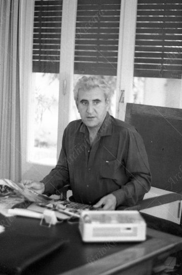 Adolfo Celi - 1964 - nel suo studio - 001