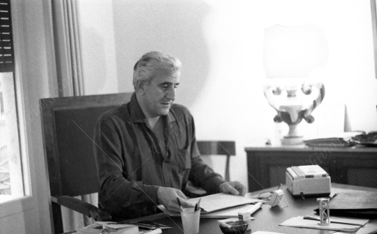 Adolfo Celi - 1964 - nel suo studio - 007