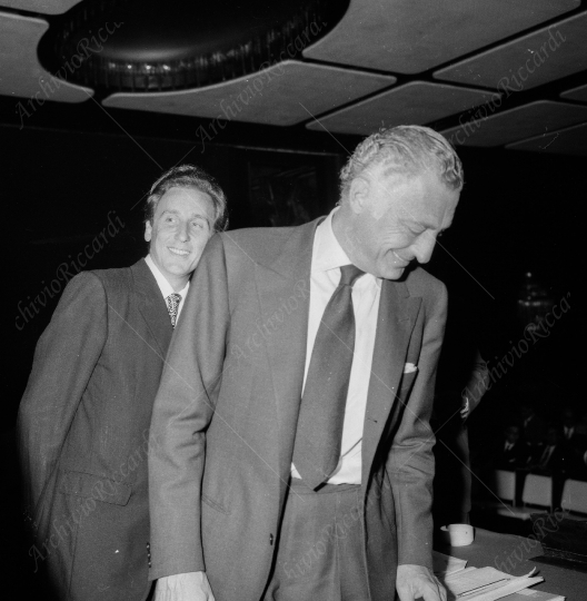Agnelli Gianni al convegno nazionale dirigenti azienda Ariston anno 1969 - 197