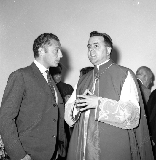 Agnelli Gianni con la sorella anno 1957 - 182