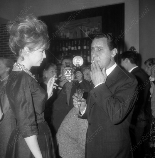 Alberto Sordi - 1960 - con Annette Stroyberg - 071