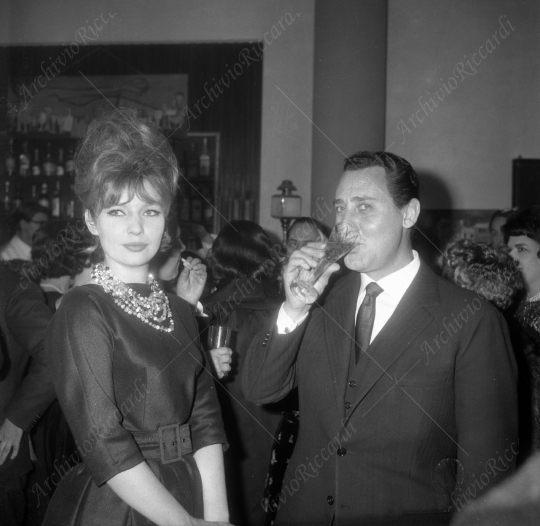 Alberto Sordi - 1960 - con Annette Stroyberg - 072