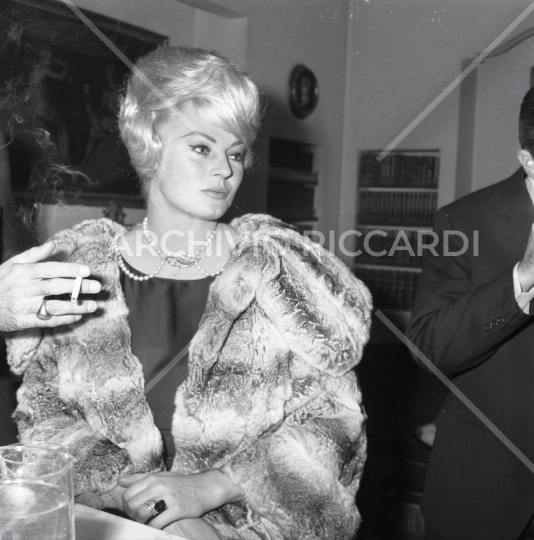 Anita Ekberg e Franco Silva 1961-002