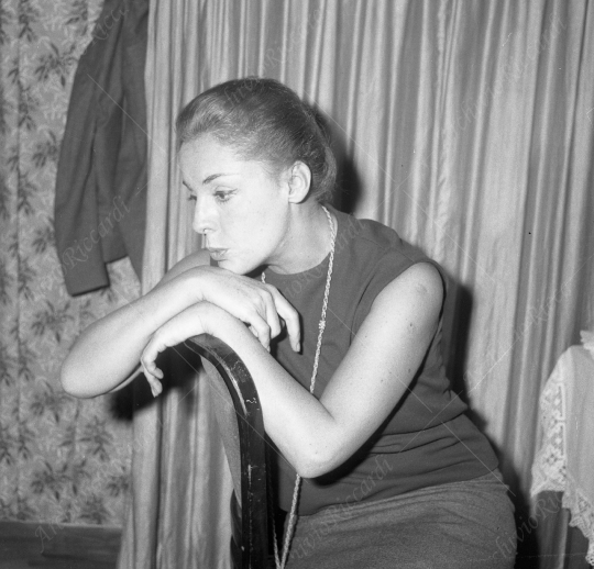 Anna Proclemer - 1962-  in camerino - 014