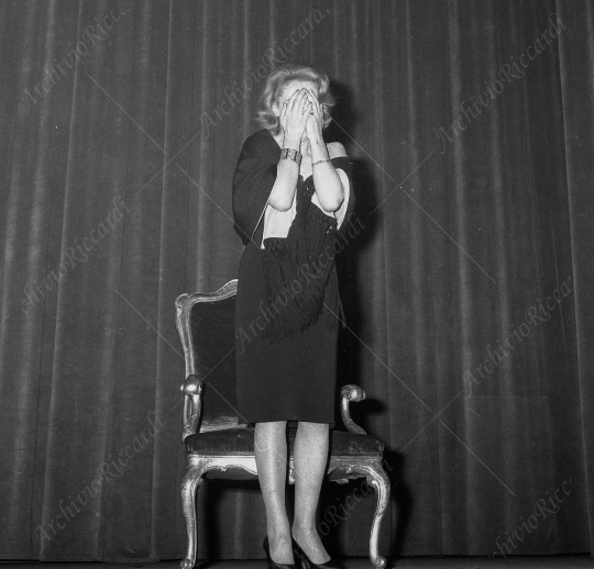 Anna Proclemer - 1962- a teatro - 010